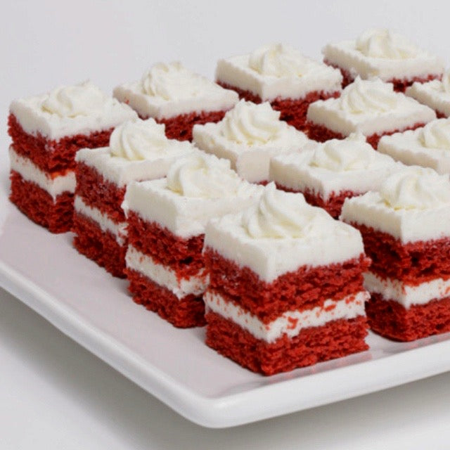 Red velvet pastry cake 6 pices