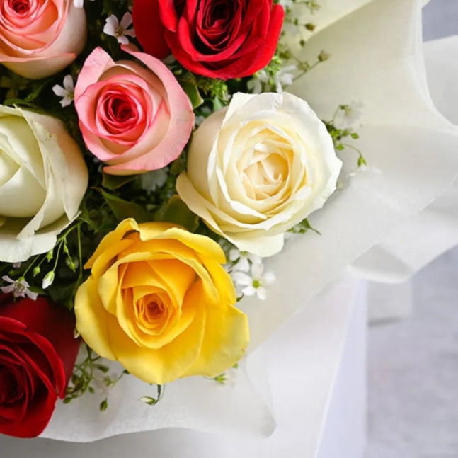 20 Mix Rose flower bouquet with white paper paking