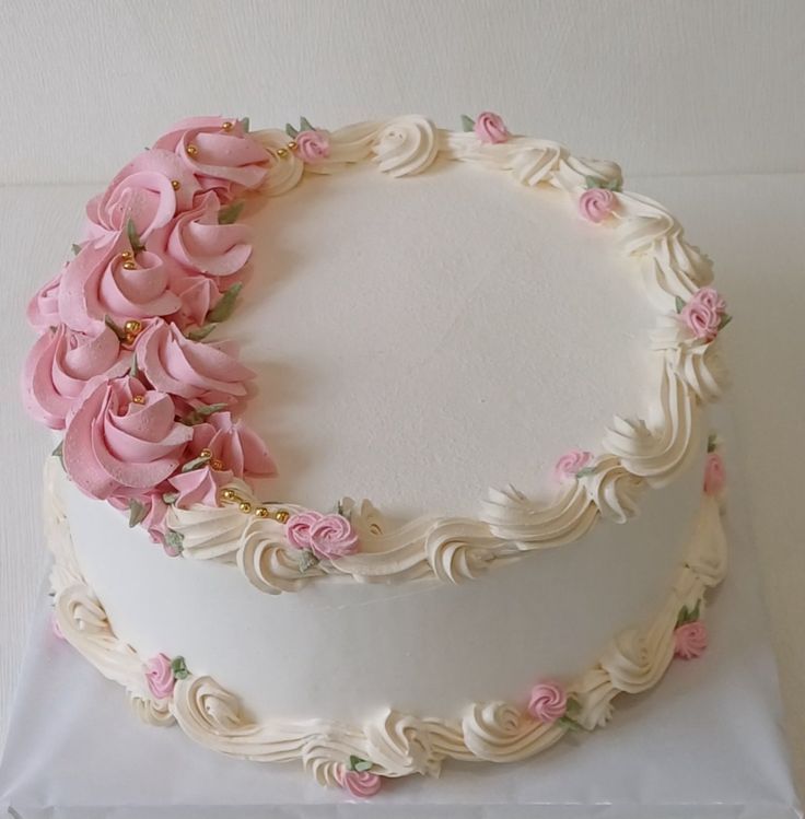 Stowberry eggless cake 500gm