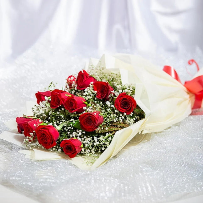 12 red rose white paper paking Bouquet