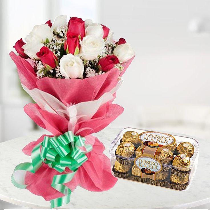 10 mix rose flower bouquet with 16 Ferraro rocher with beautiful paking