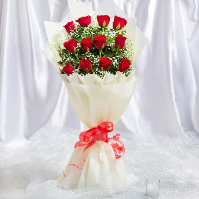 12 red rose white paper paking Bouquet